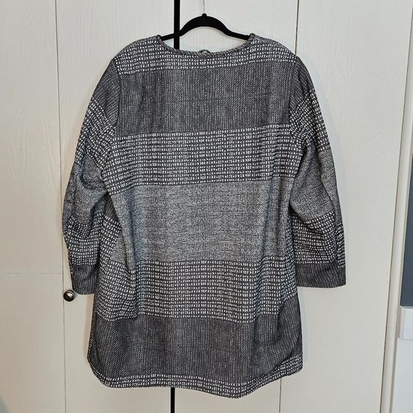 H&M+ Textured coat - Picture 3 of 5